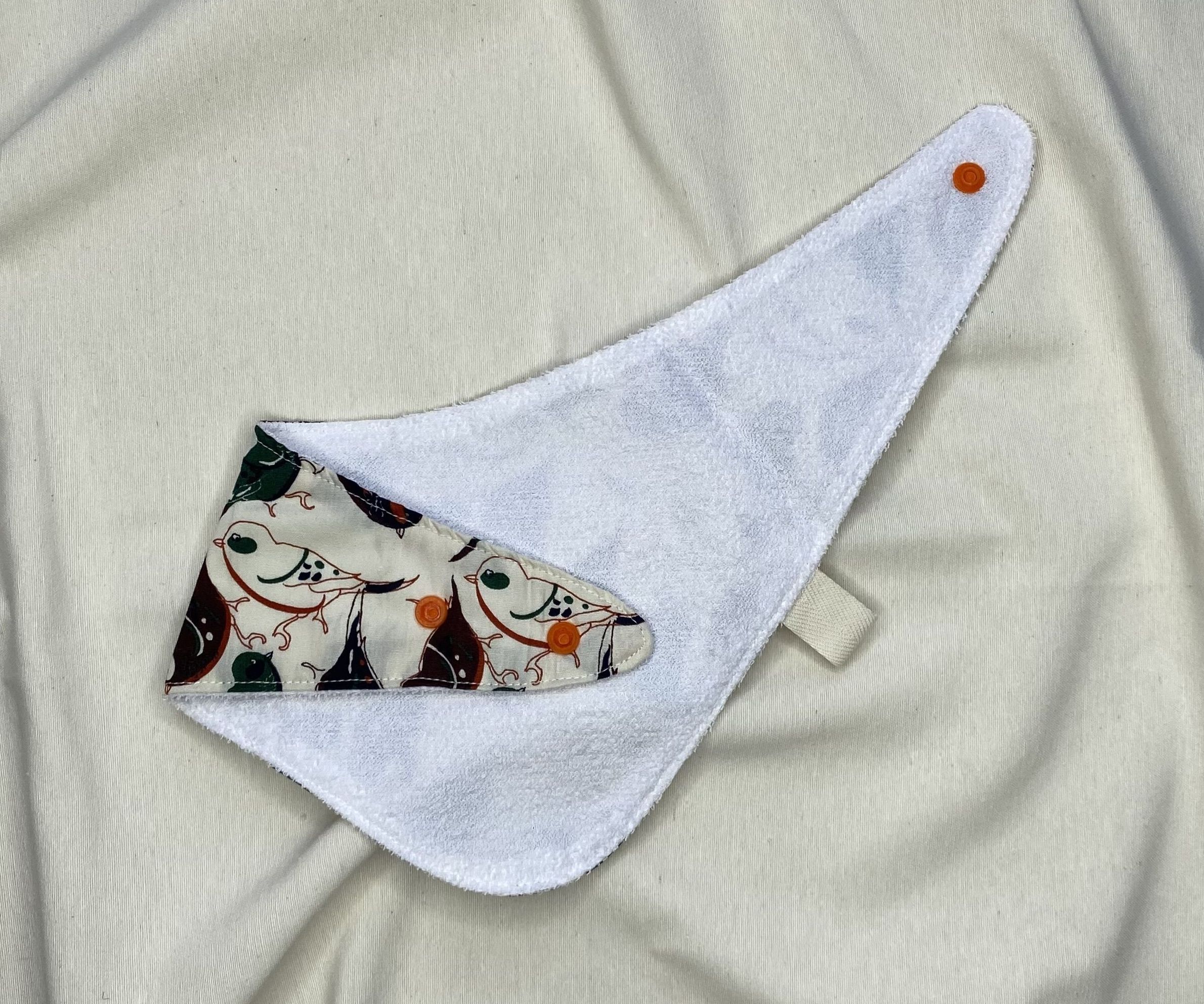 BABERO BANDANA - PAJAROS