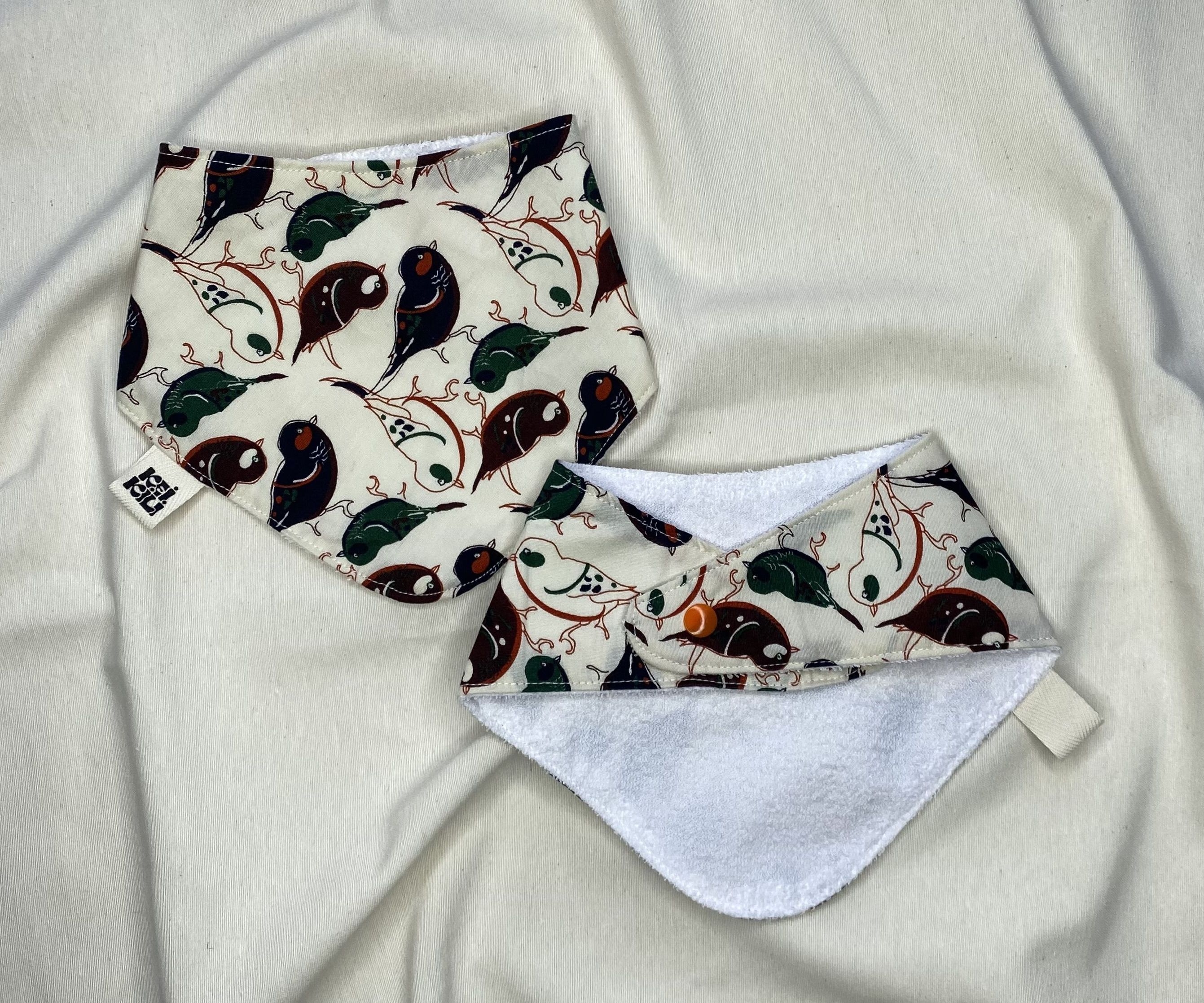 BABERO BANDANA - PAJAROS