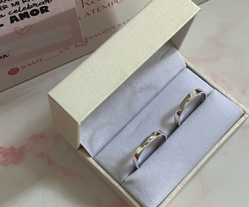 Alianzas CINTA en Plata 925 con grabados incluidos