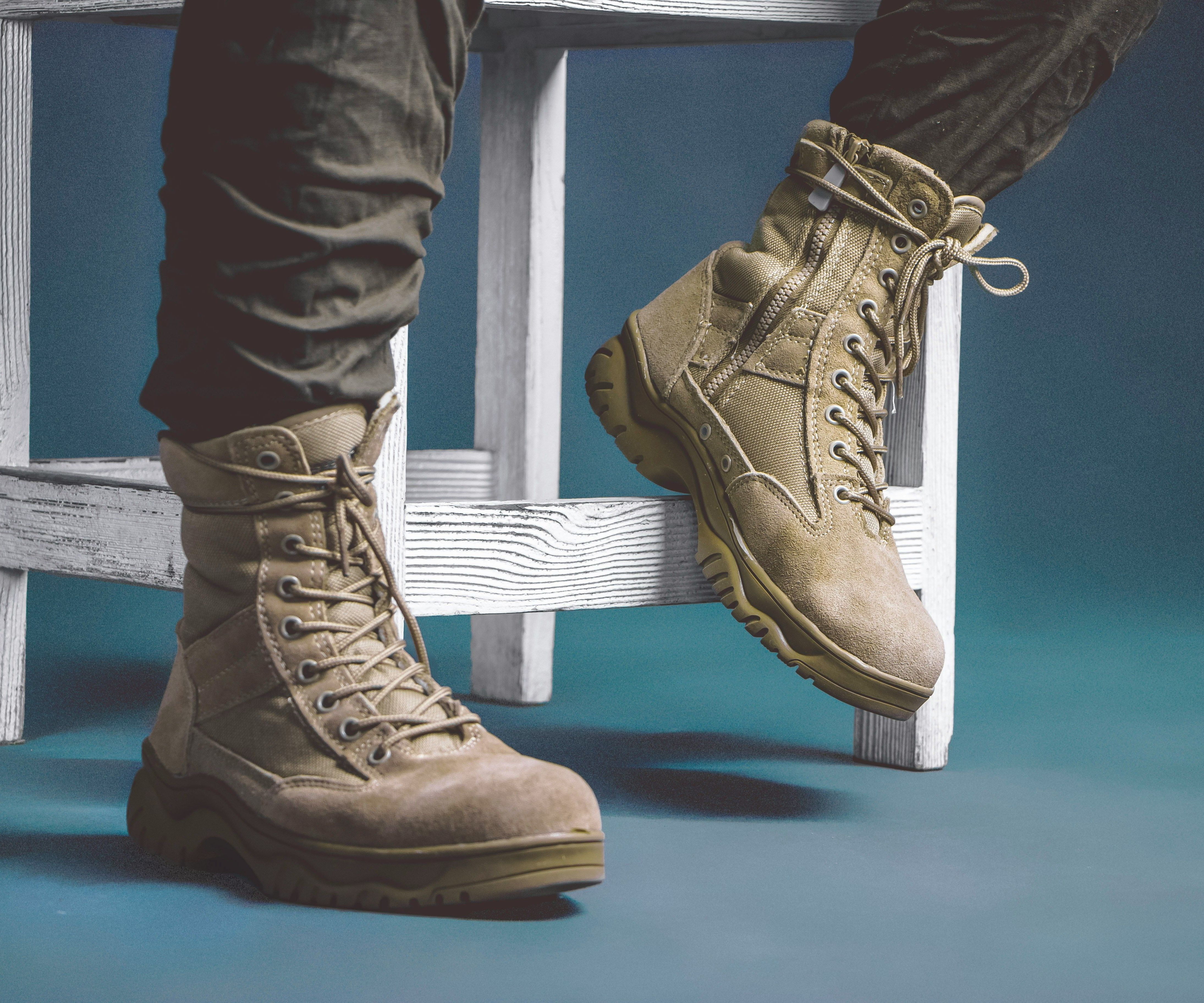 Bota de cuero
