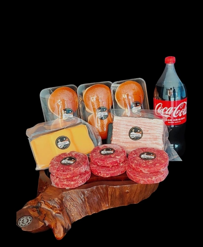 KIT HAMBÚRGUER ARTESANAL COMPLETO SERVE 6|PESSOAS ACOMPANHA 6 BLEND 100% BOVINO 150g CADA, 6 PÃES BRIOCHE, 200g DE BACON FATIADO, 200g DE QUEIJO PRATO E UMA COCA 2 LITROS