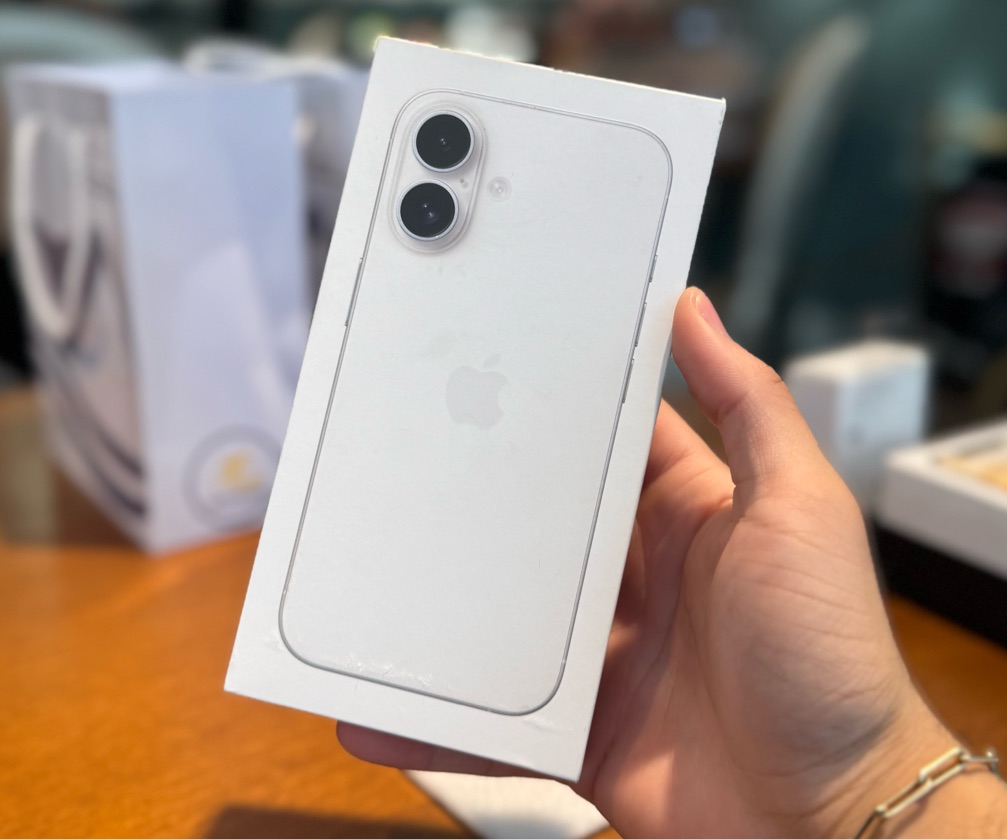 iPhone 16. 128g