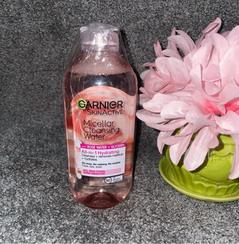 Agua Micelar Garnier SkinActive con Agua de Rosas