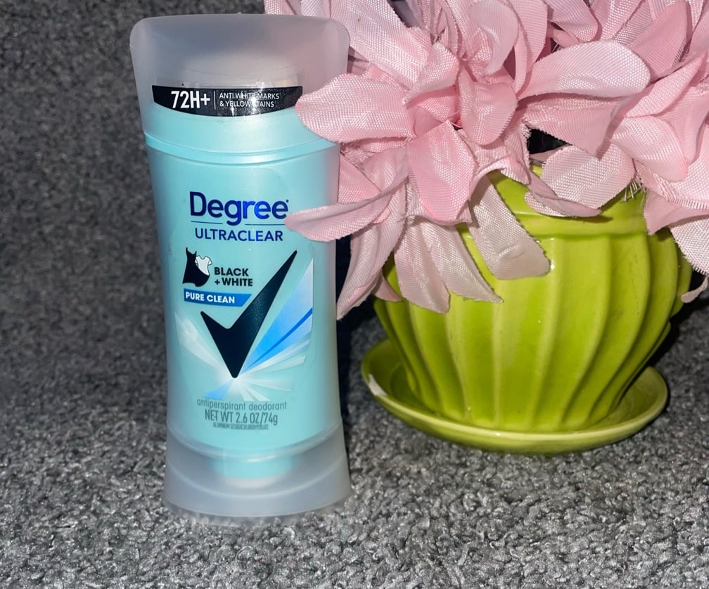 Degree Ultraclear Black + White Pure Clean