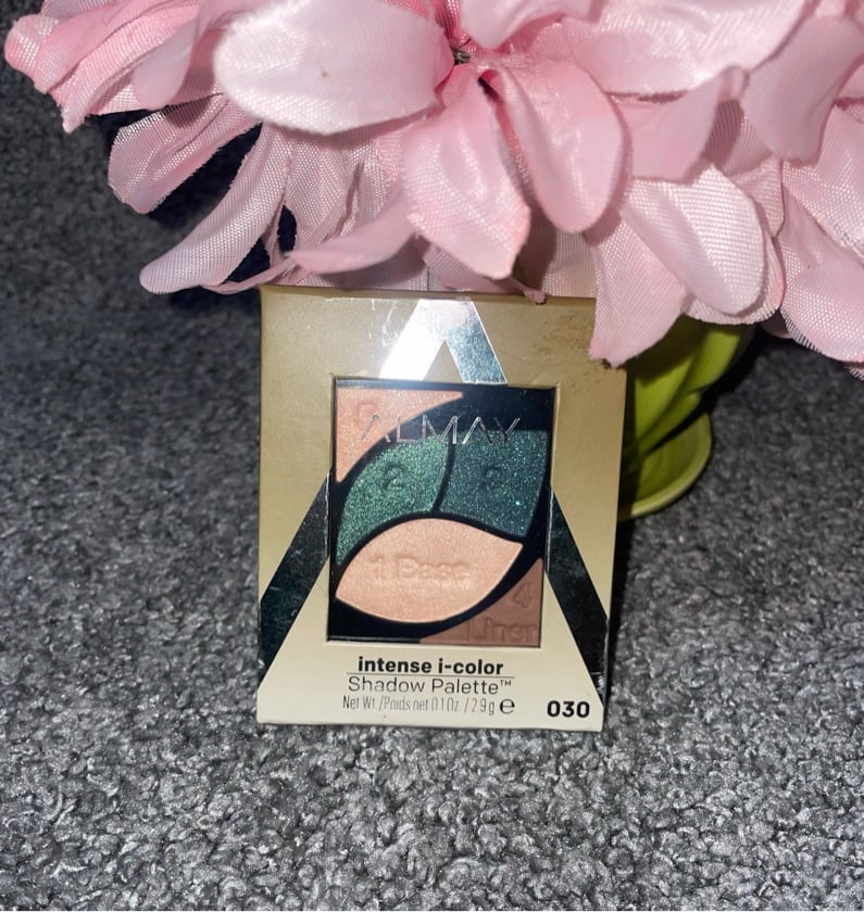 Almay Intense i-color Shadow Palette