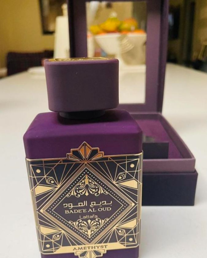 Bade'e Al Oud Amethyst Lattafa Perfumes para Hombres y Mujeres