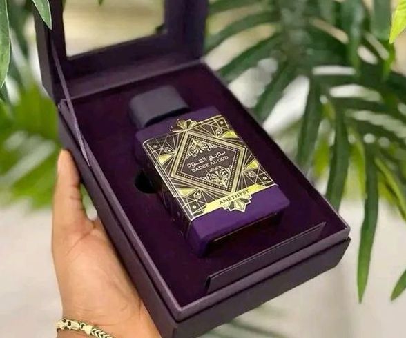 Bade'e Al Oud Amethyst Lattafa Perfumes para Hombres y Mujeres