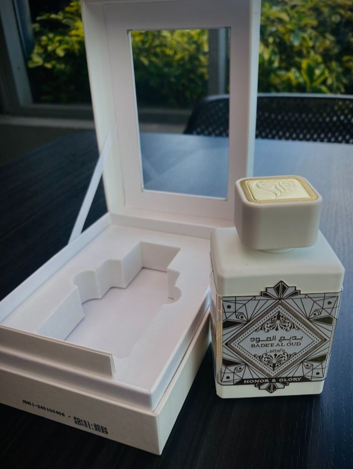 Bade'e Al Oud Honor & Glory-Inspirado en Tribeca NYC EDP
