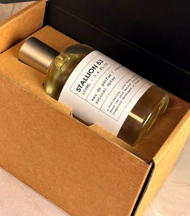 Stallion 53 Emper Edp 100Ml Unisex- Inspirado en Santal 33 Le Labo