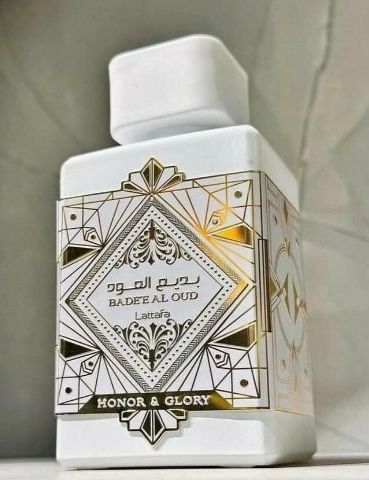 Bade'e Al Oud Honor & Glory-Inspirado en Tribeca NYC EDP
