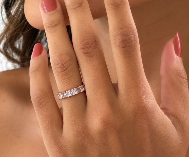 Anel Ouro 18k aparador com Zirconia