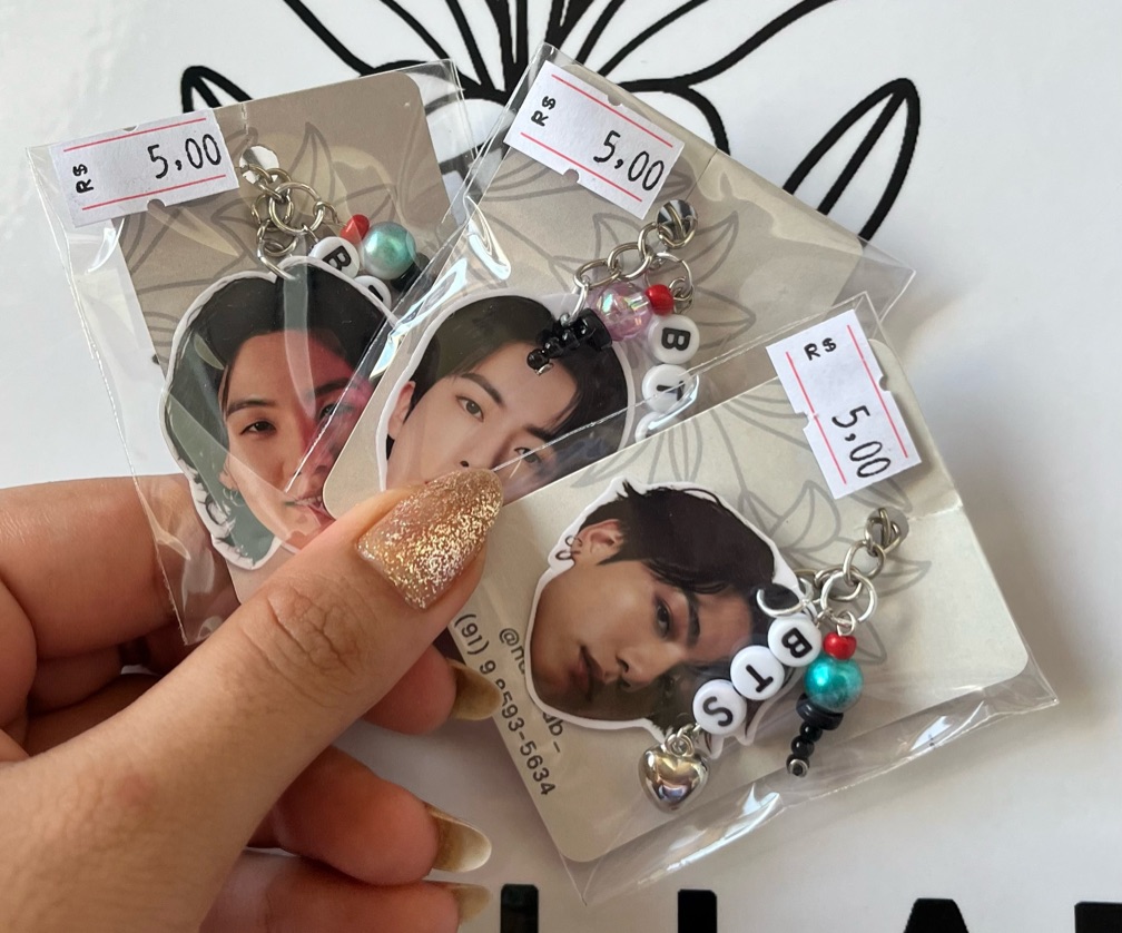 Chaveiro Miçanga BTS