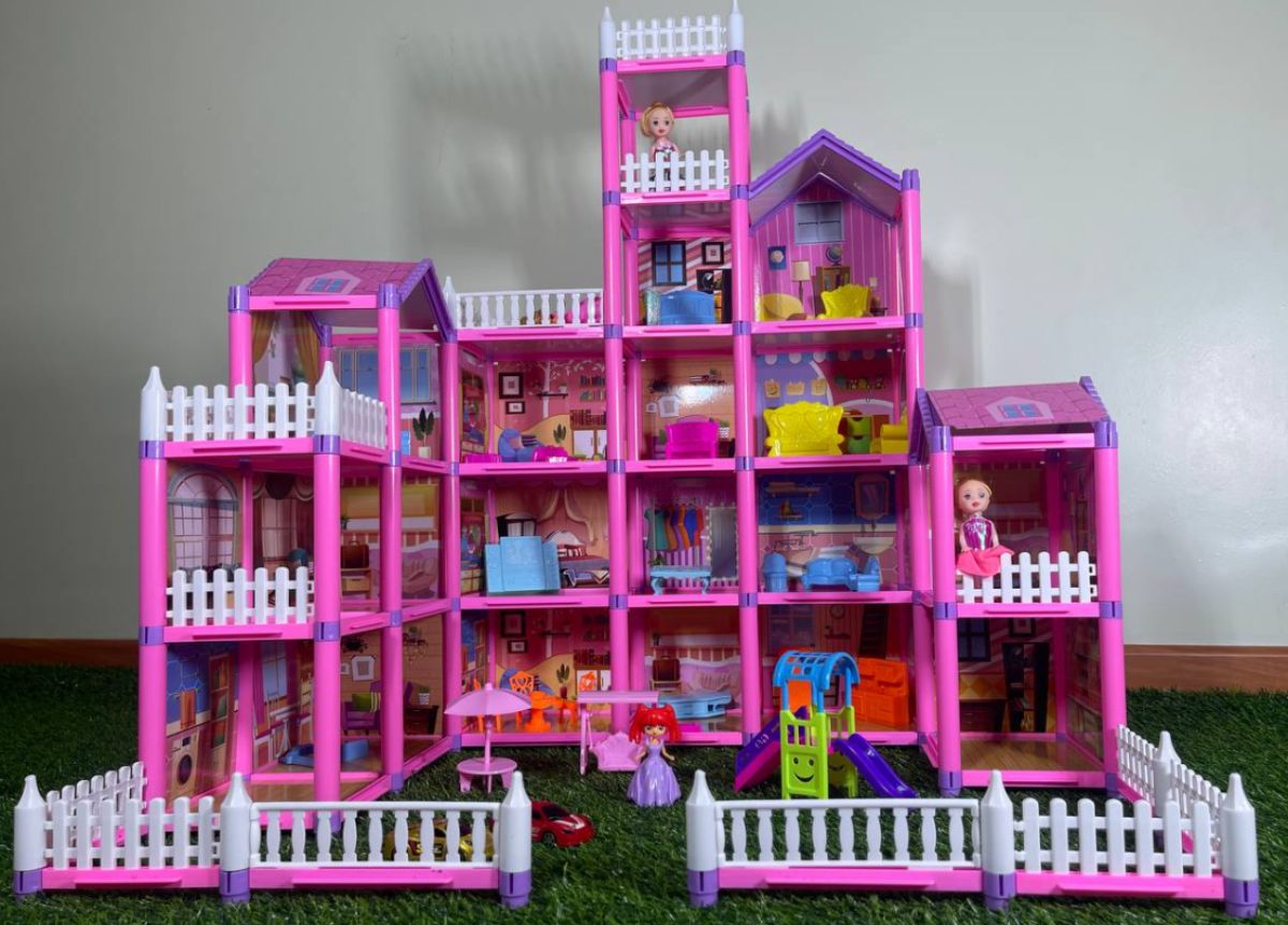Casa de Muñecas con Accesorios - 372 Piezas