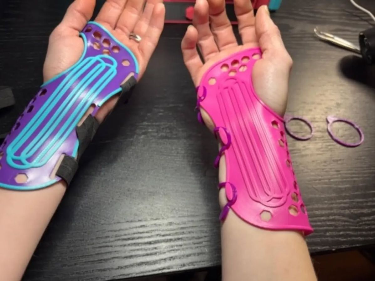 Férulas de muñeca y dedos GRATIS 2U