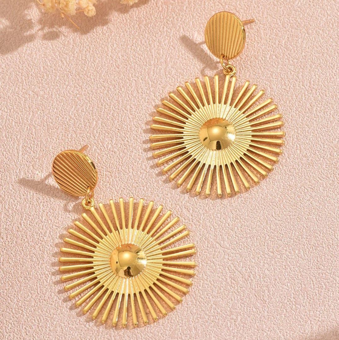 Aretes de Abanico Radiente